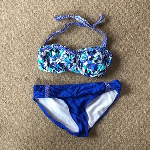 Super cute blue bandeau style bikini
